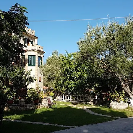 Apartamento Castello Bellos 2 *